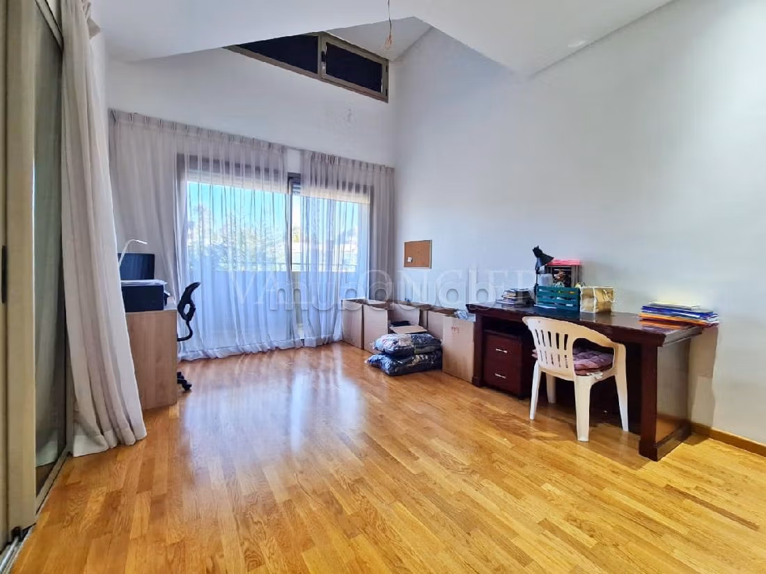 Location très belle villa 730m2 4chambres avec piscine, Bouskoura Ville verte