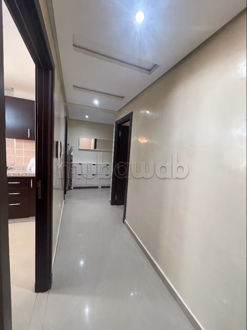 Magnífico piso en alquiler en Haut Founty. 2 bonitas habitaciones. con muebles. 