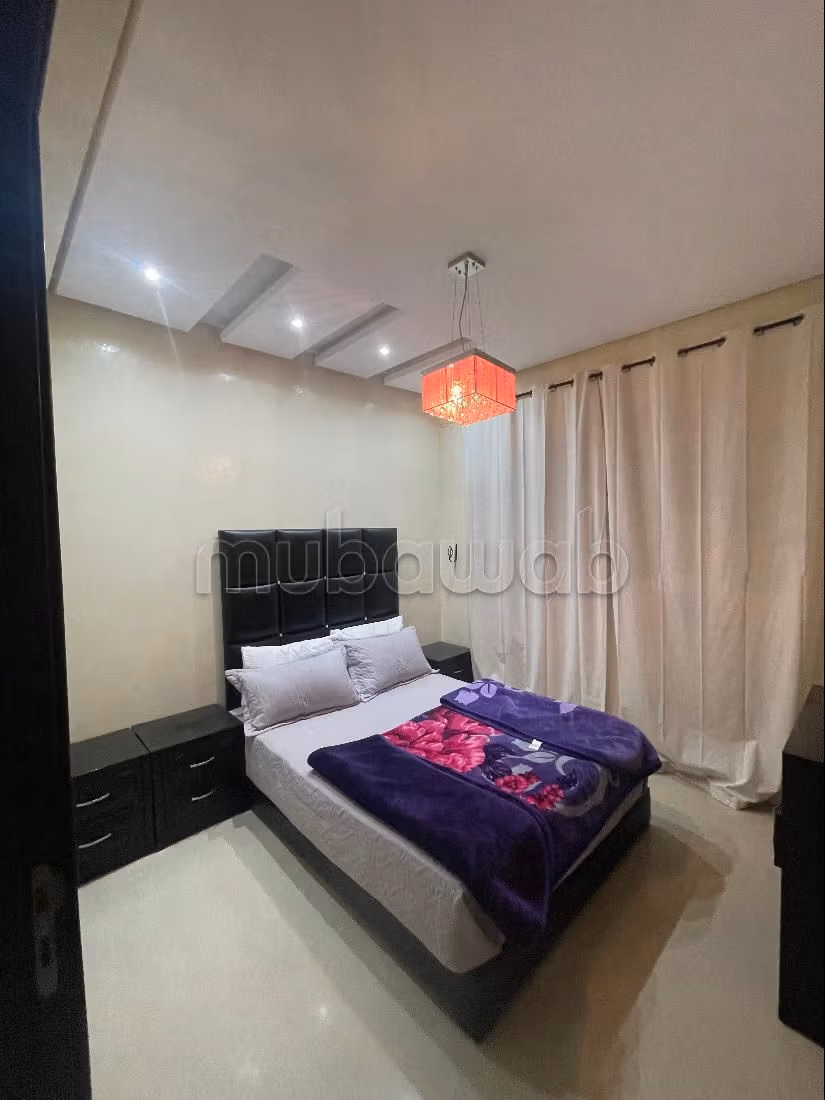 Magnífico piso en alquiler en Haut Founty. 2 bonitas habitaciones. con muebles. 