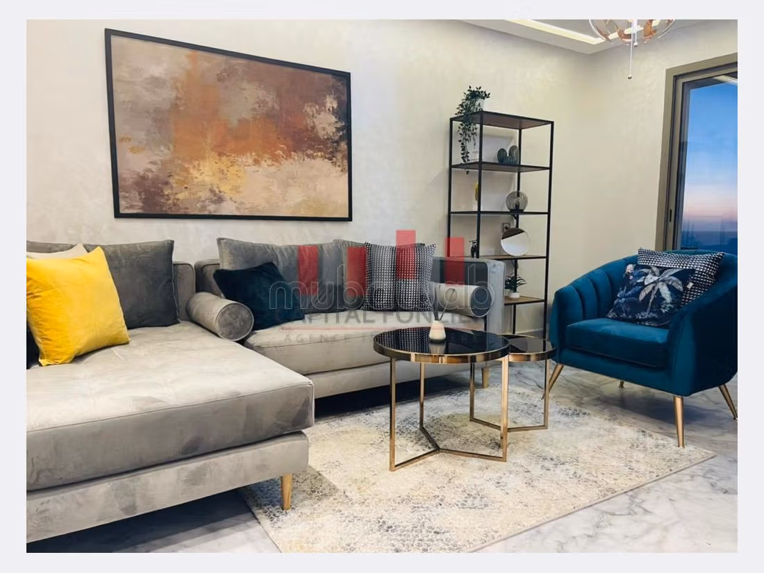 شقة جميلة للكراء ببوركون الشرقي. 5 قطع مريحة. مفروشة