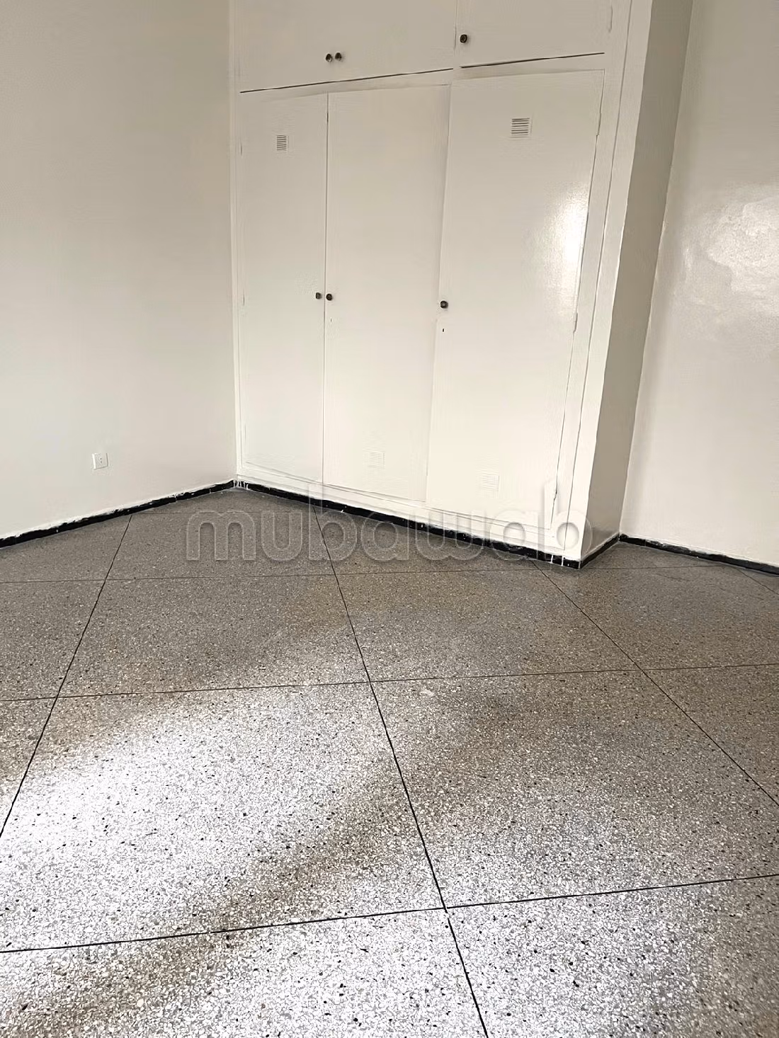 Huurappartementen in Centre Ville. 2 Slaapkamers. Terras en lift