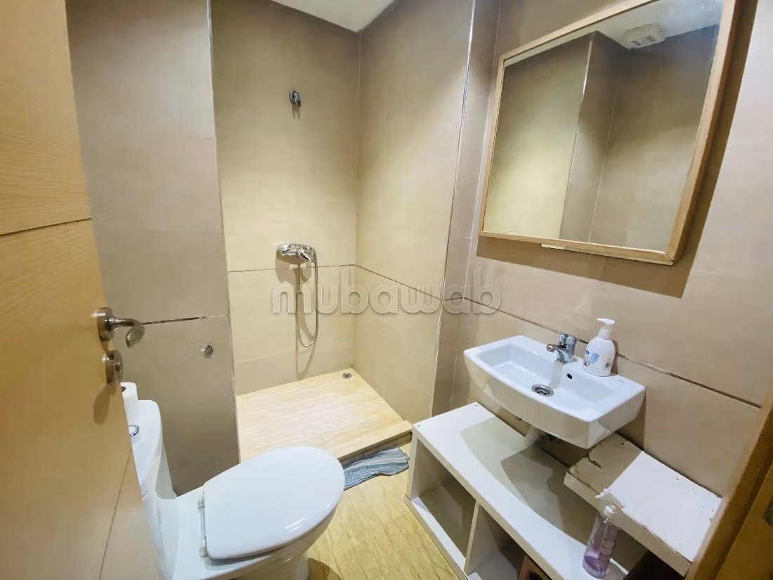 Appartamento in vendita a Maârif. 2 belle camere da letto. Dotato di ascensore.