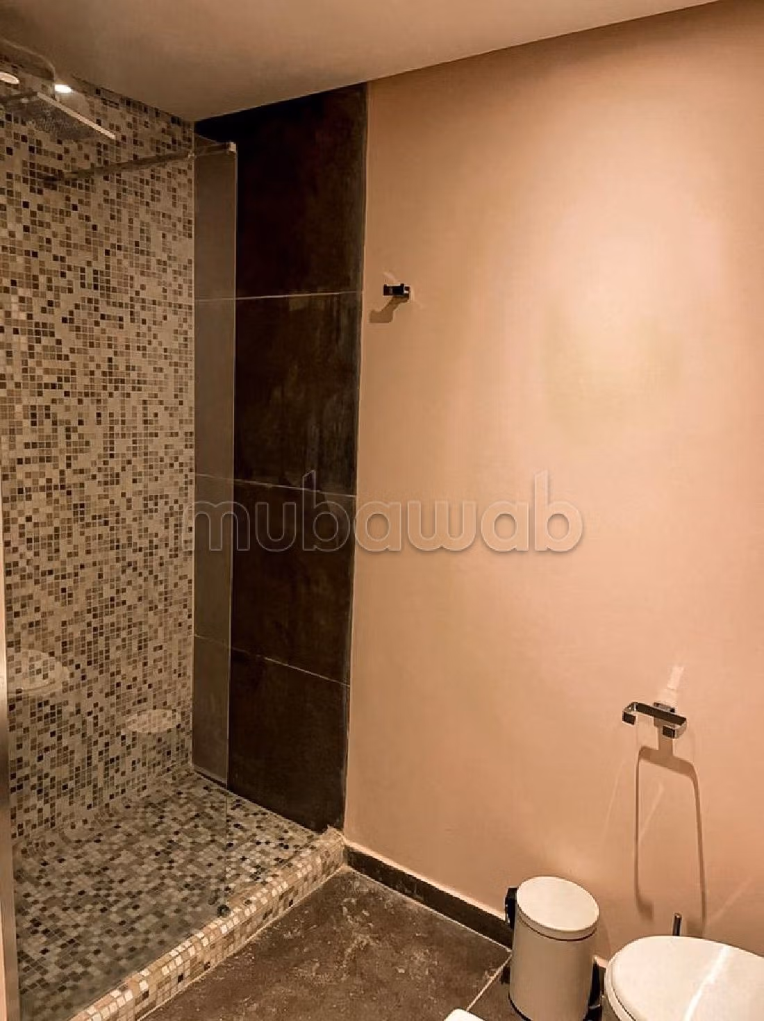 شقة رائعة للايجار بالأميرات. المساحة الكلية 56 م². مفروشة