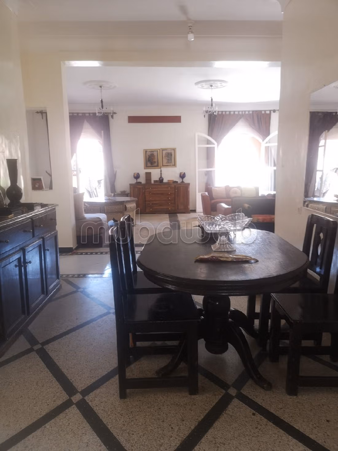 فيلا ممتازة للبيع ب سيدي عابد. 15 قطع رائعة. صالة مغربية وصحن فضائي