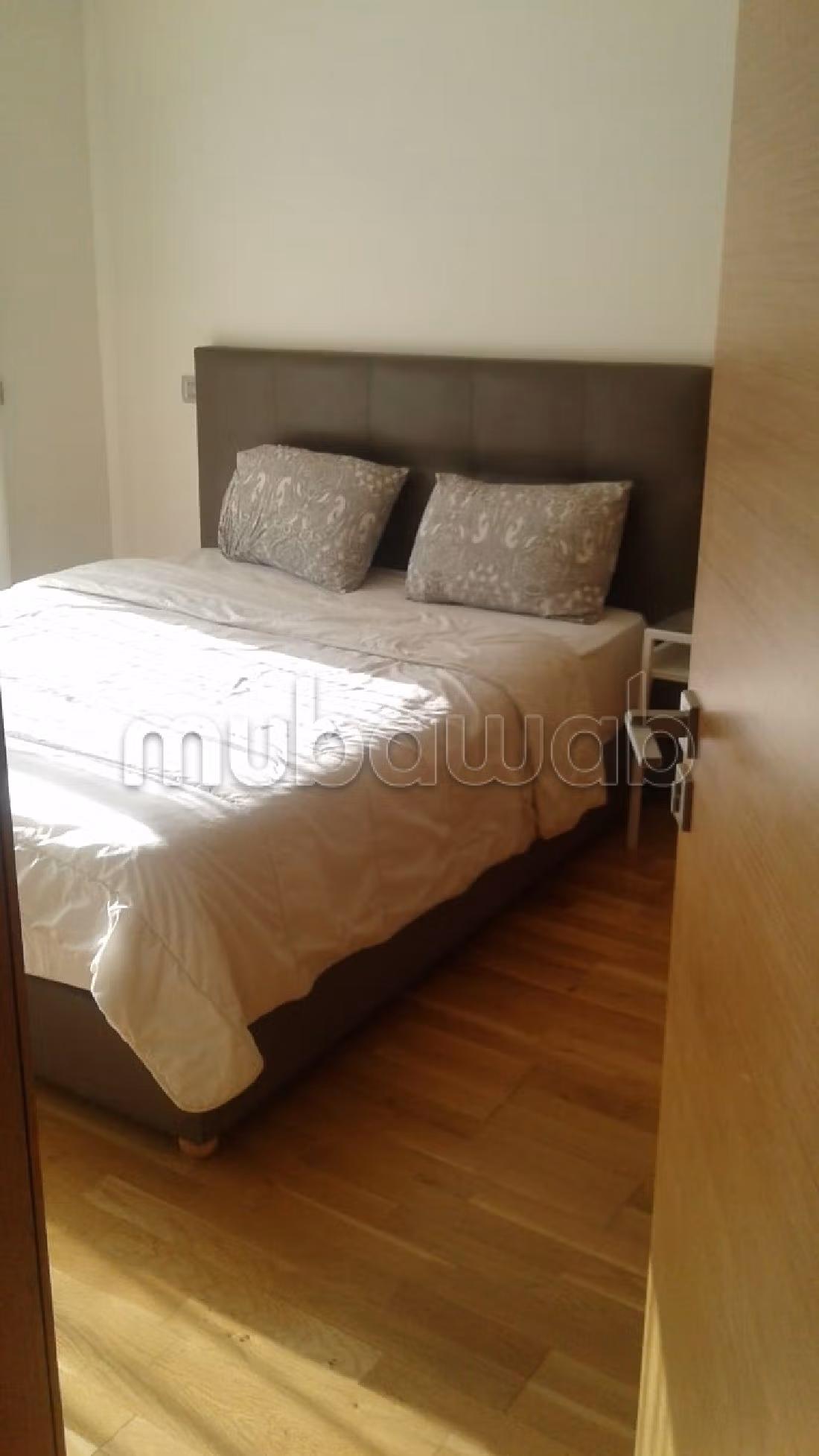 Joli studio meublé à casa finances city