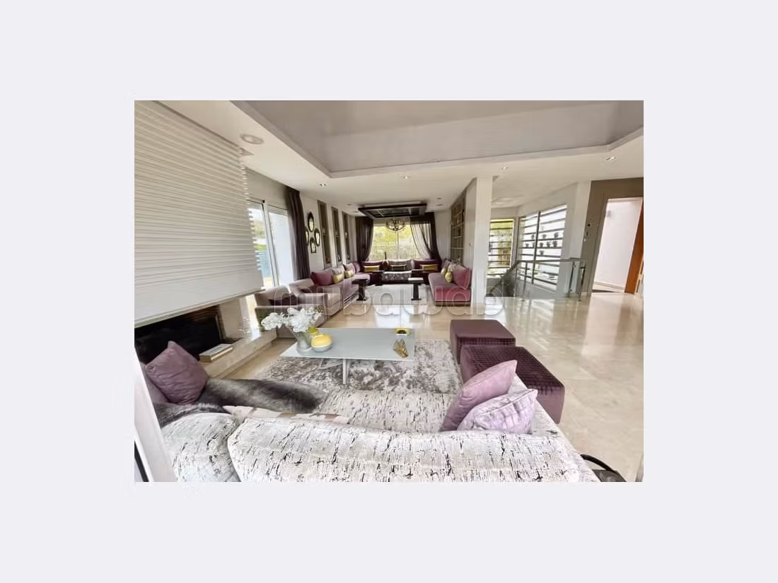 Vente villa isolée front golf CGI