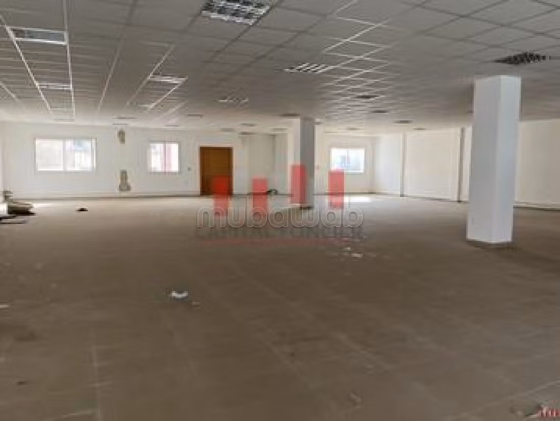 Ufficio disponibile in affitto a Sidi Maarouf. Superficie totale 289 m². Ascensore