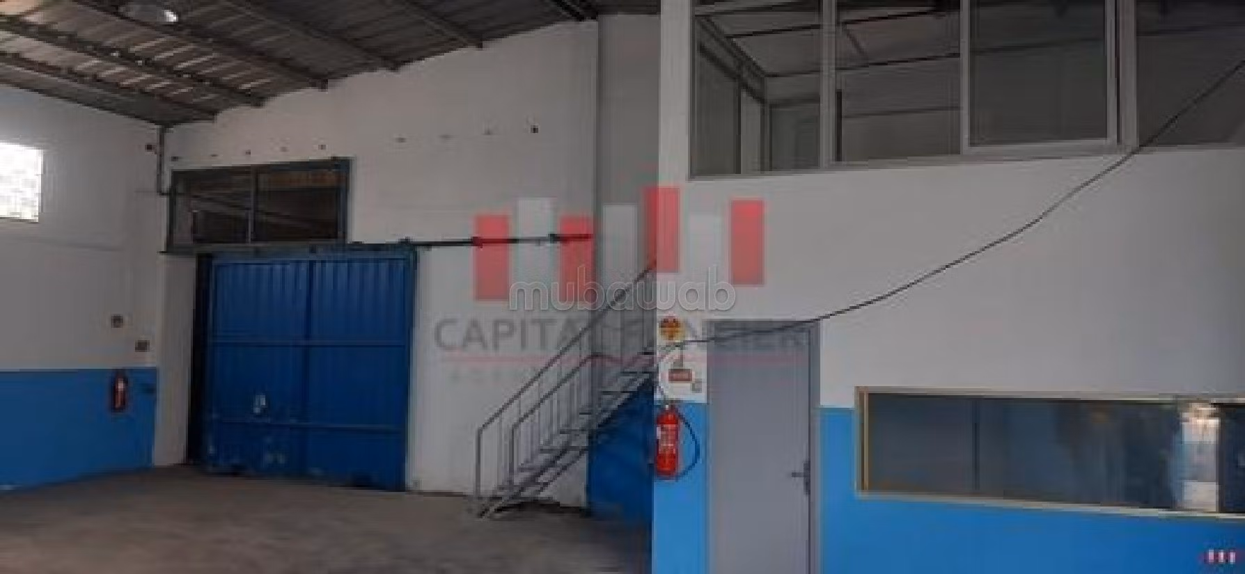 Offices & shops to rent in Aïn Sebaâ. Large area 375 m². 