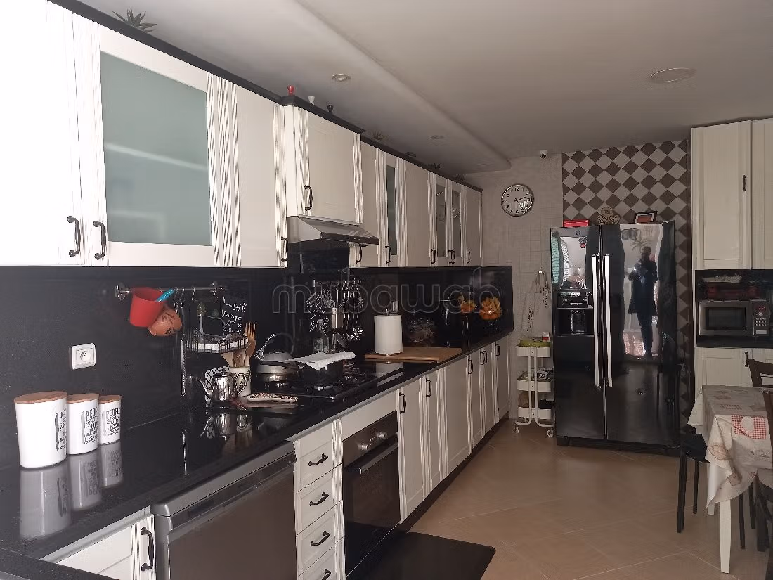 A vendre Appt moderne 159m2 Palmier