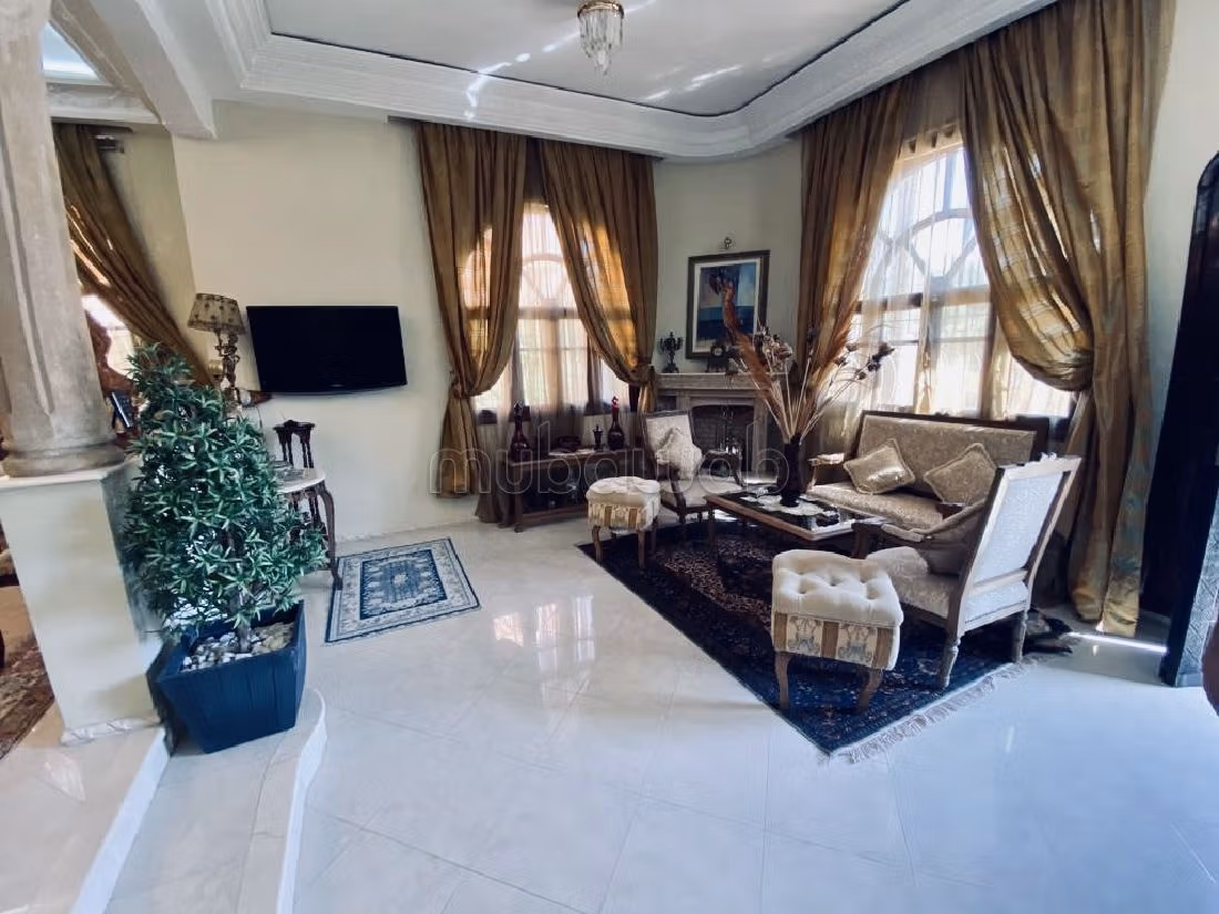 Villa à Vendre – Targa Marrakech, 6 Chambres, Sous sol Aménagé et Appartement Indépendant