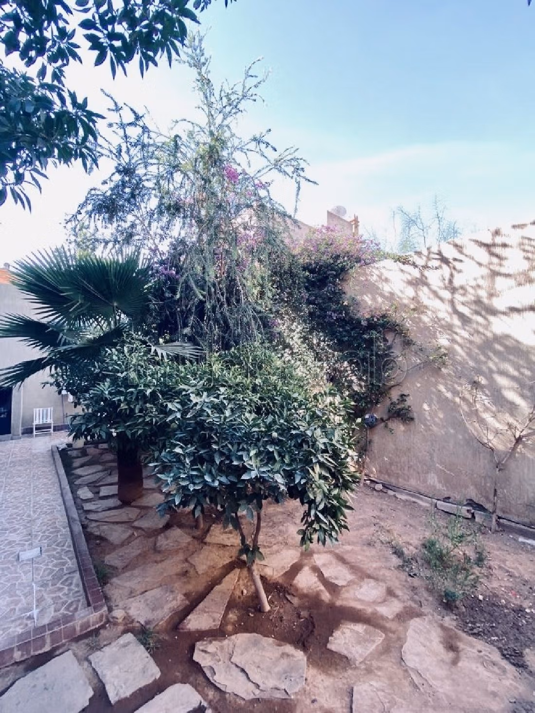 Villa à Vendre – Targa Marrakech, 6 Chambres, Sous sol Aménagé et Appartement Indépendant