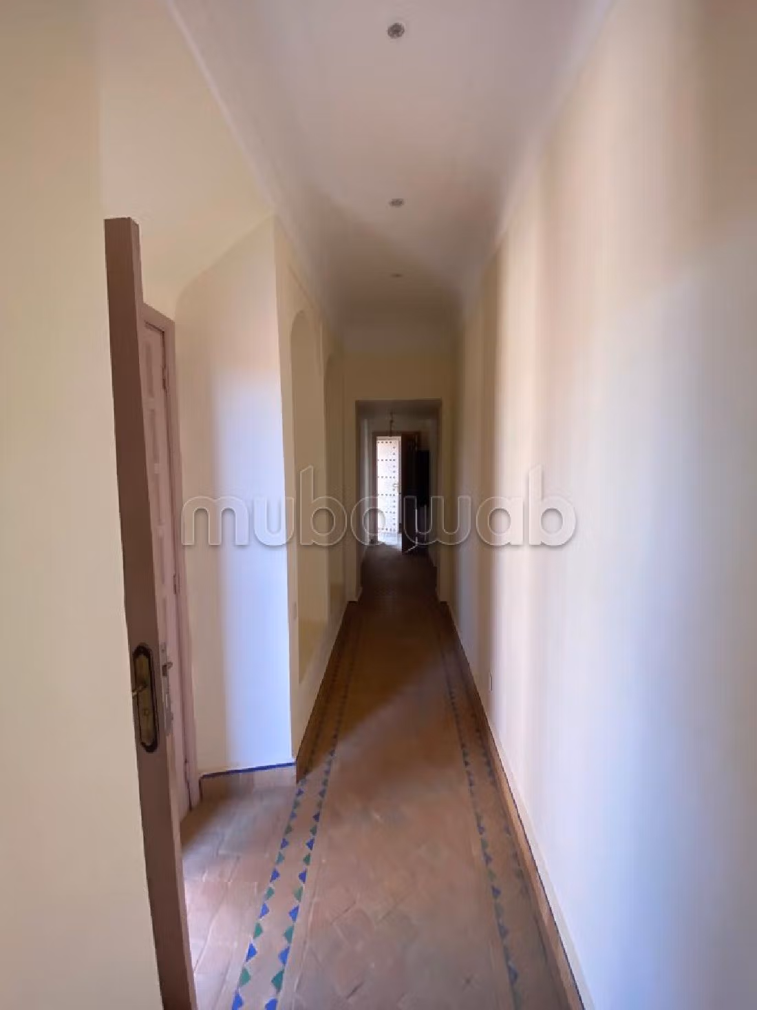 Villa de Charme à Vendre – Marrakech, Signée Charles Boccara avec Vue Atlas et Piscine Privée