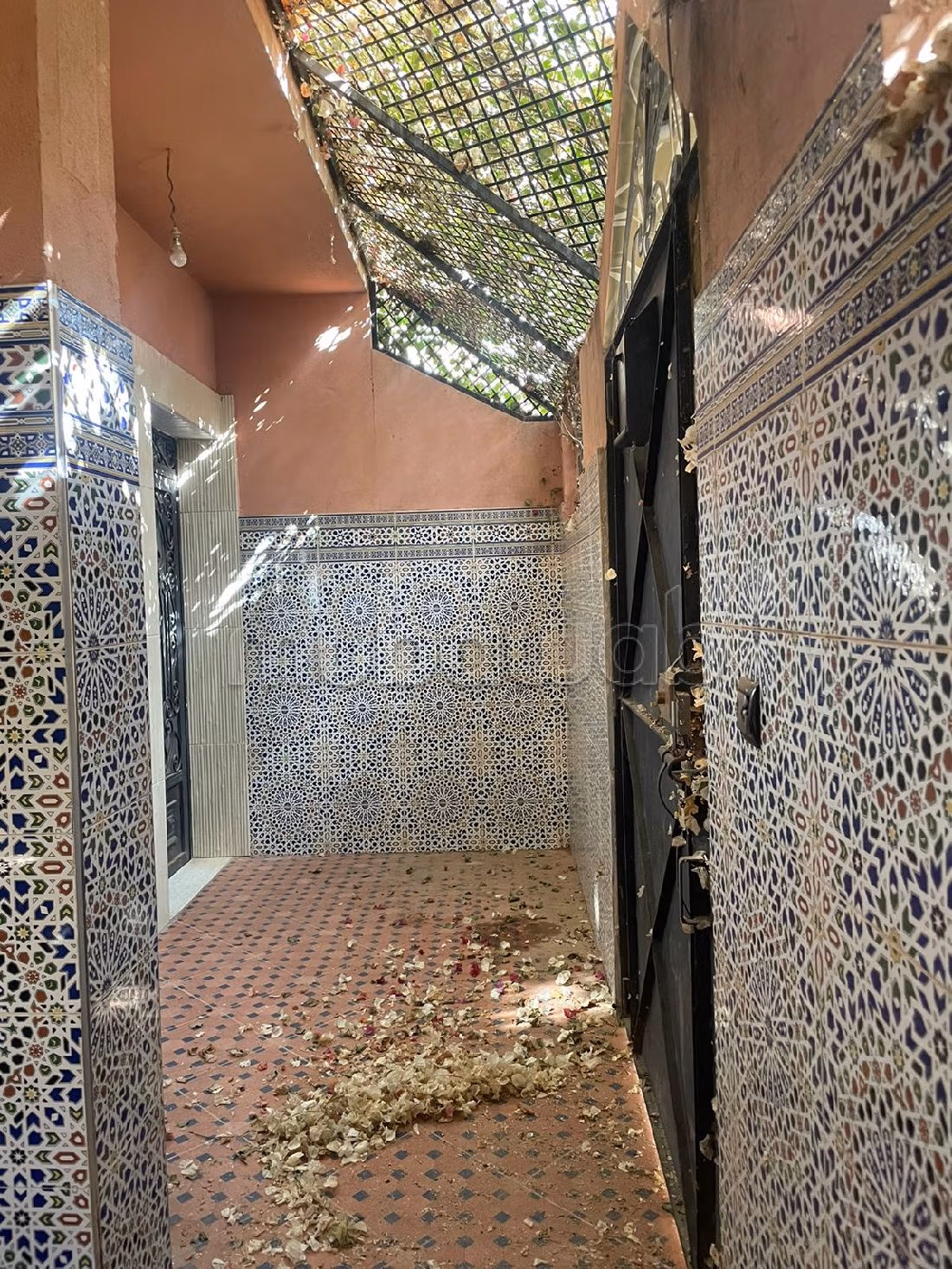 Splendida casa in vendita a Azzouzia. Superficie totale 80 m². Ammobiliato