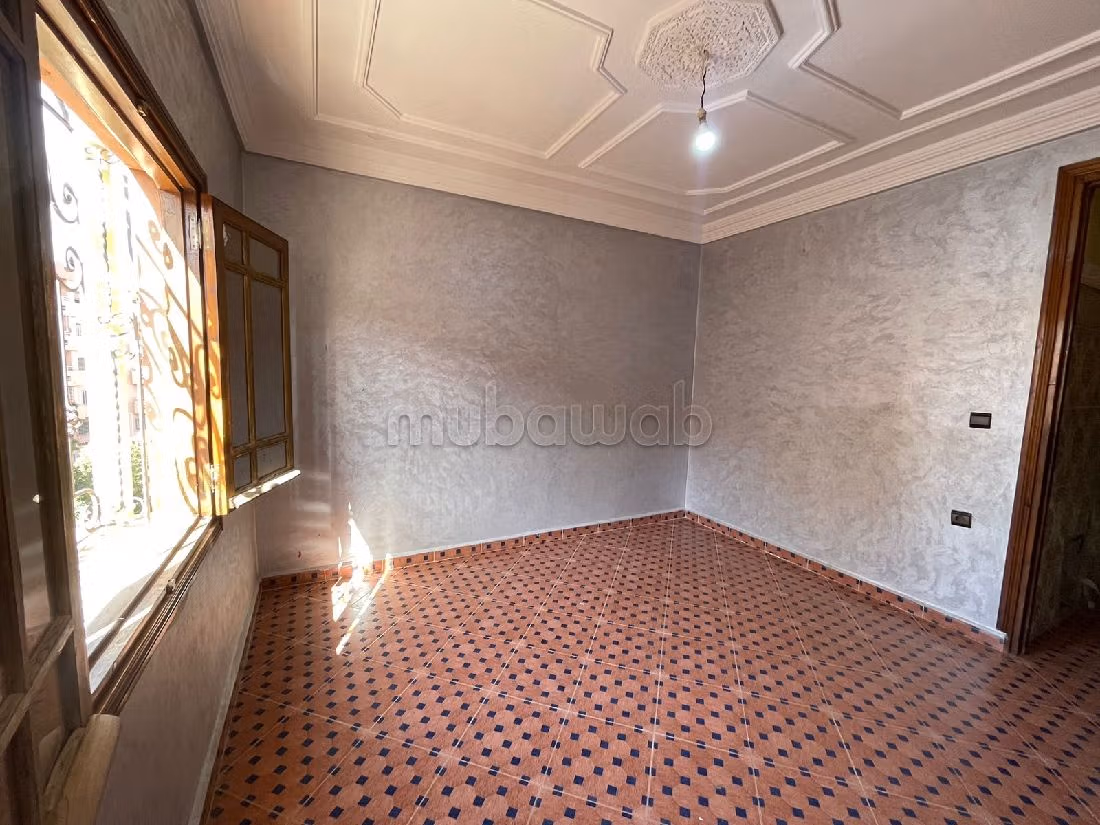 Splendida casa in vendita a Azzouzia. Superficie totale 80 m². Ammobiliato