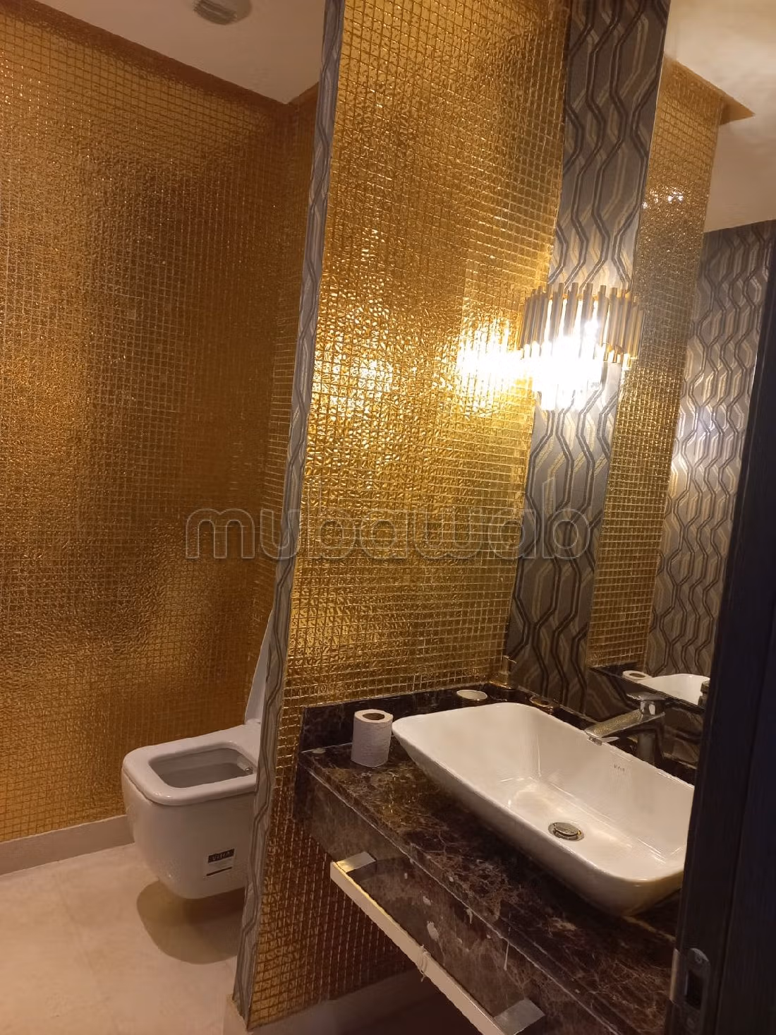 Affitta il tuo appartamento a Ain Diab. 5 locali. ammobiliato.