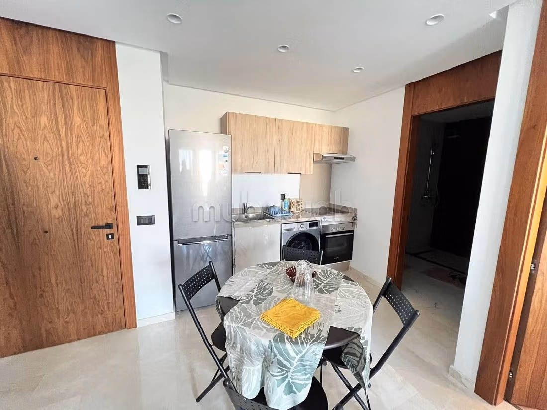 Find an apartment for rent in Casablanca Finance City. Small area 60 m². With Lift, Balcony. 