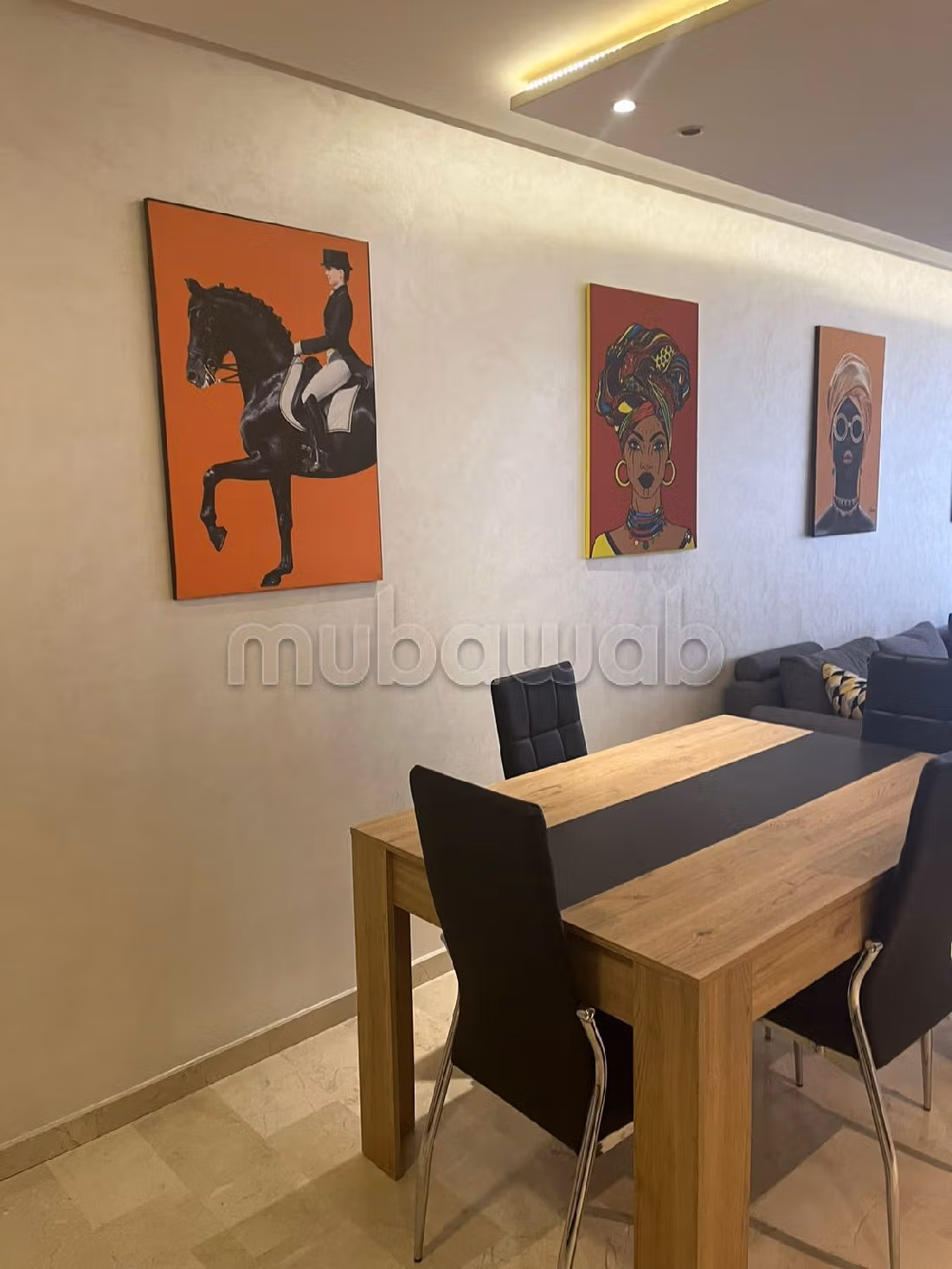 Affitto di un bellissimo appartamento a Les princesses. 1 bella camera da letto. Con garage e ascensore. 