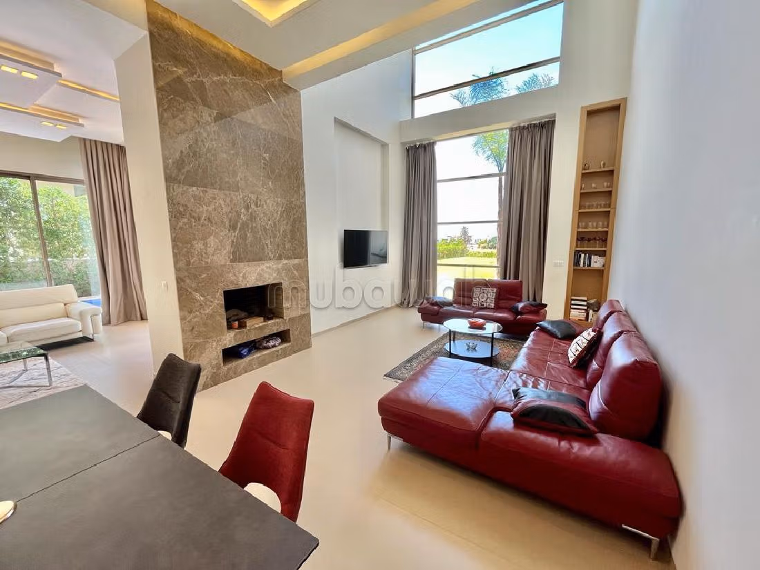 Nu kopen: villa's en luxe woningen in Route de Tahanaout. 6 Ruimtes. Verstevigde deur en satellietschotel.