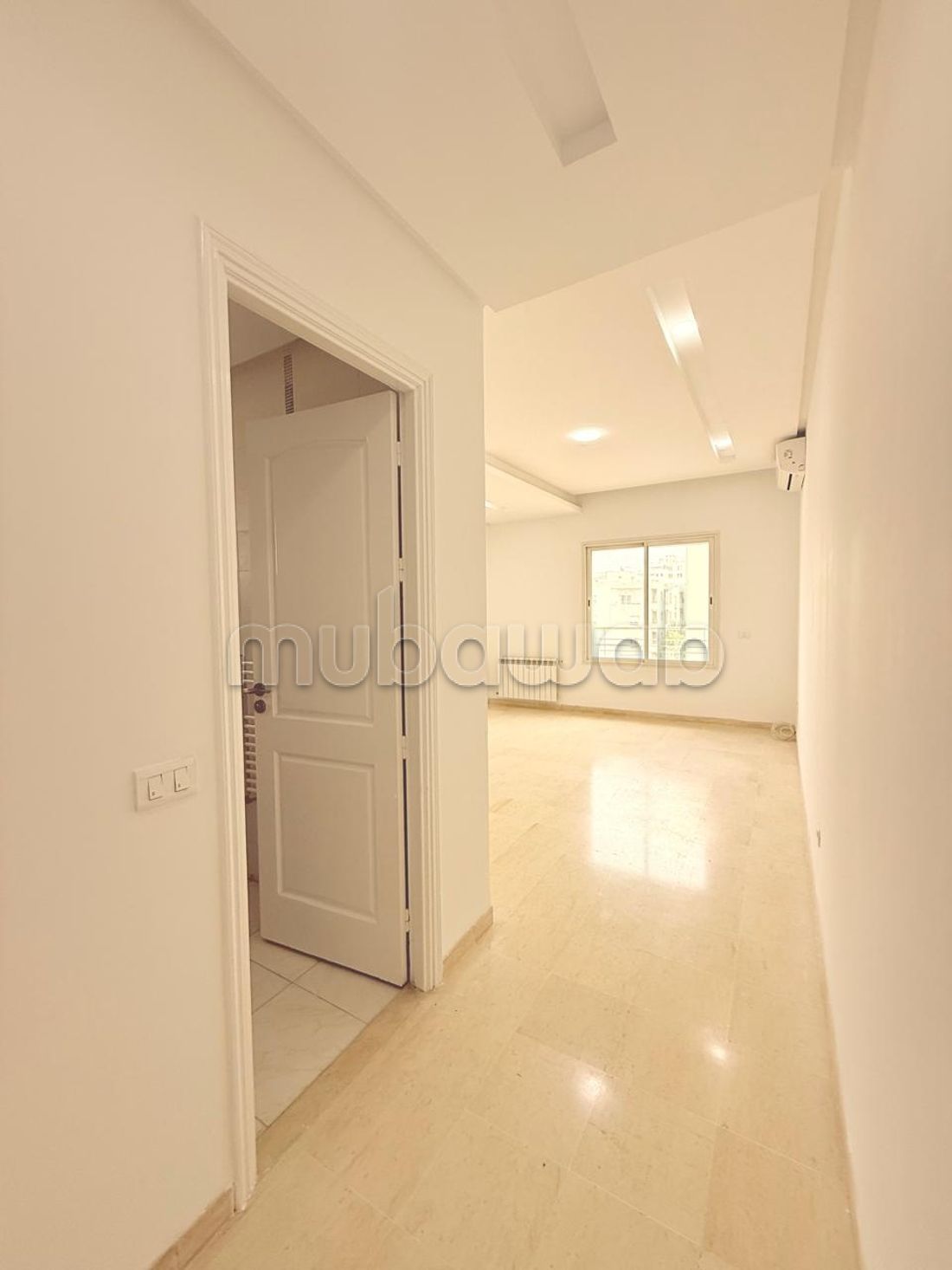 A louer un bureau A5 au lac2