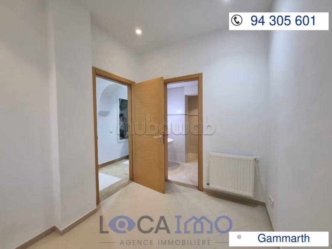 A louer une villa en S5 à Gammarth