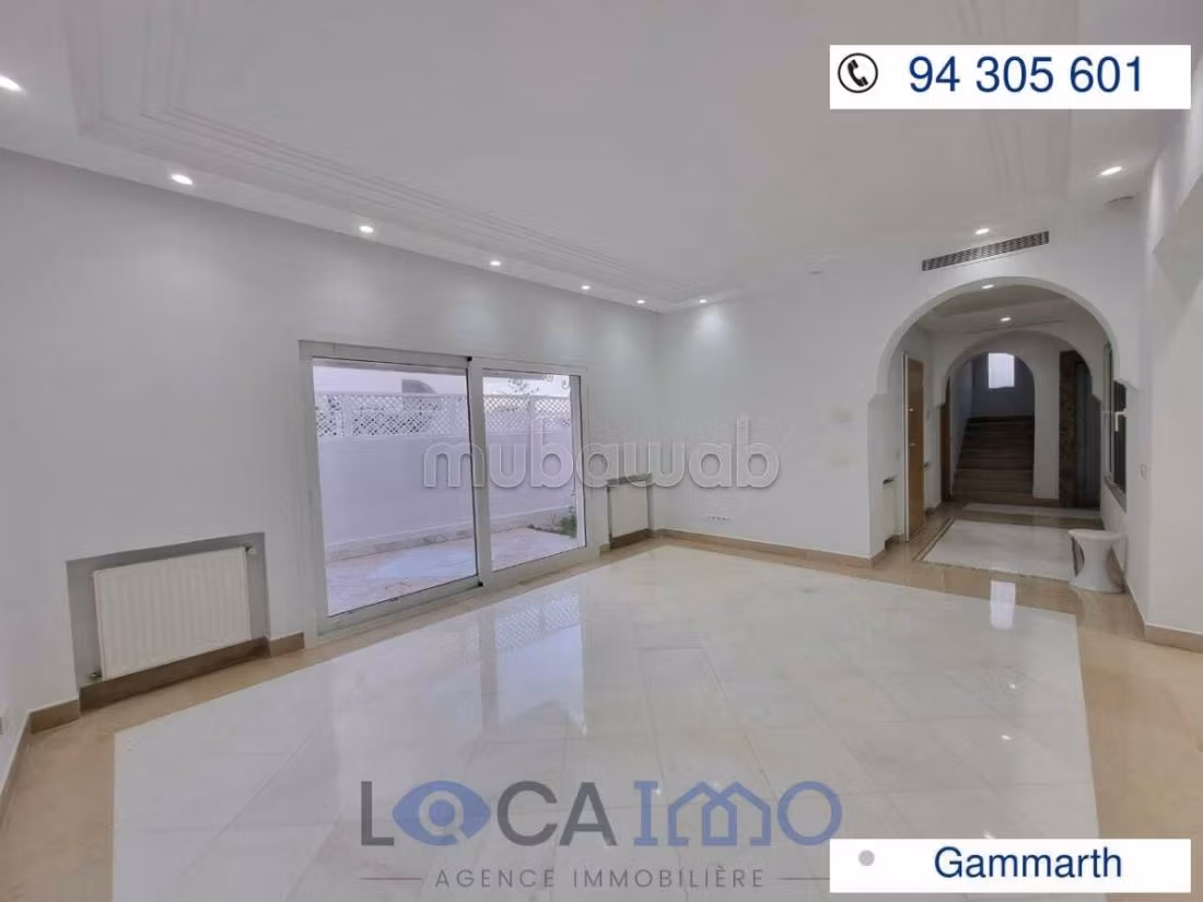 A louer une villa en S5 à Gammarth