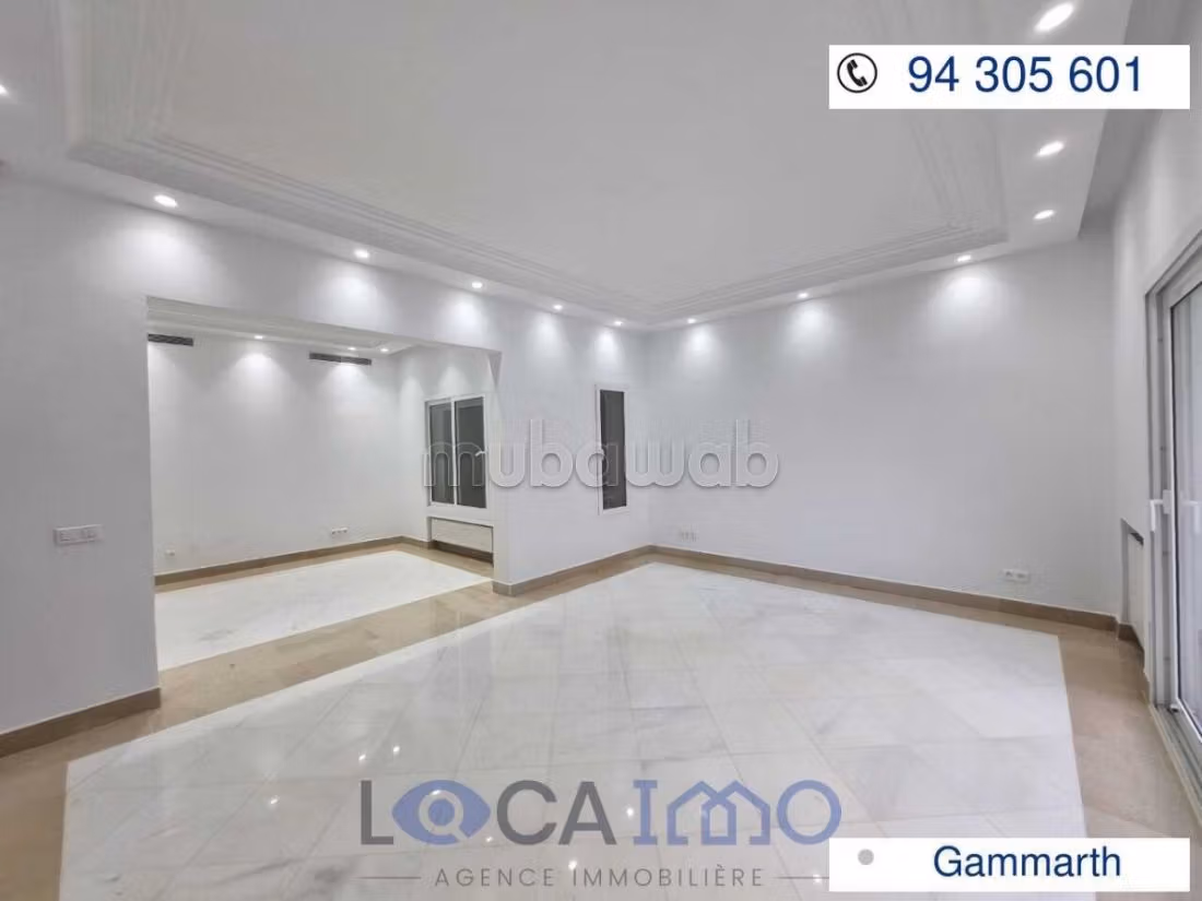 A louer une villa en S5 à Gammarth