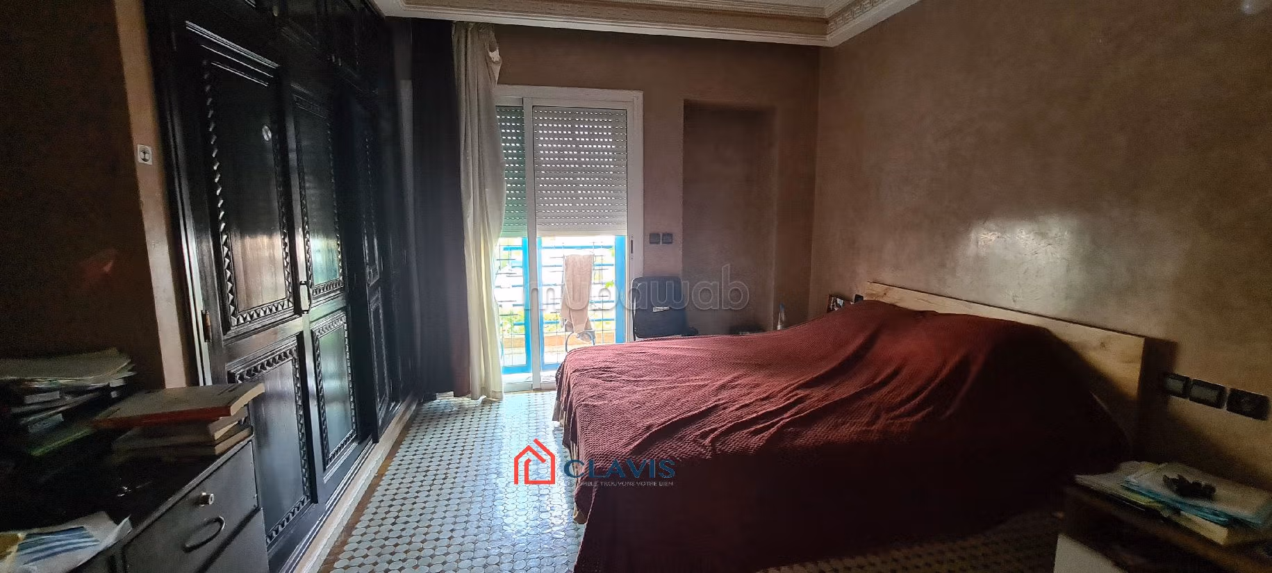 High quality house for sale in Sidi Maarouf. Surface area 350 m². Carpark and garden