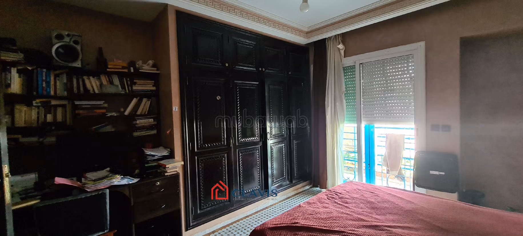 High quality house for sale in Sidi Maarouf. Surface area 350 m². Carpark and garden