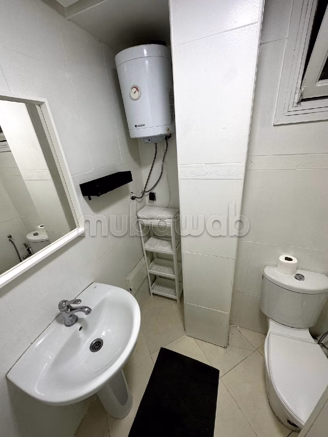 فيلات و منازل فاخرة للكراء ب حي المحيط. المساحة الكلية 85 م². الزجاج المزدوج والتدفئة المركزية