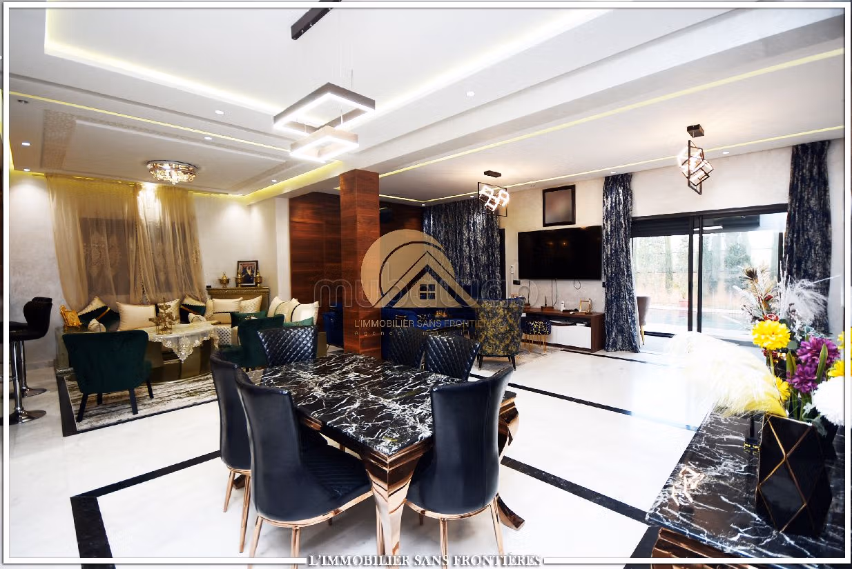 Magnificent villa for sale in Route de l'Ourika. 2 rooms. Well furnished. 