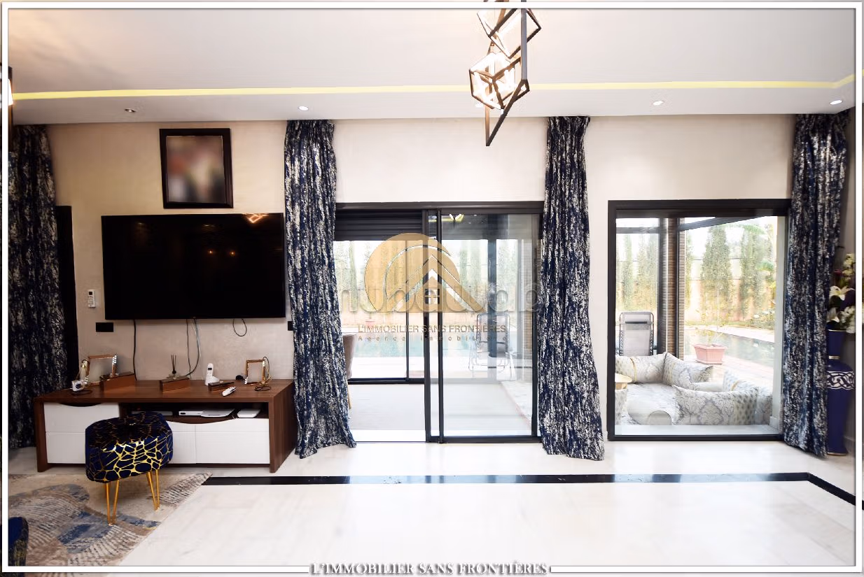 Magnificent villa for sale in Route de l'Ourika. 2 rooms. Well furnished. 