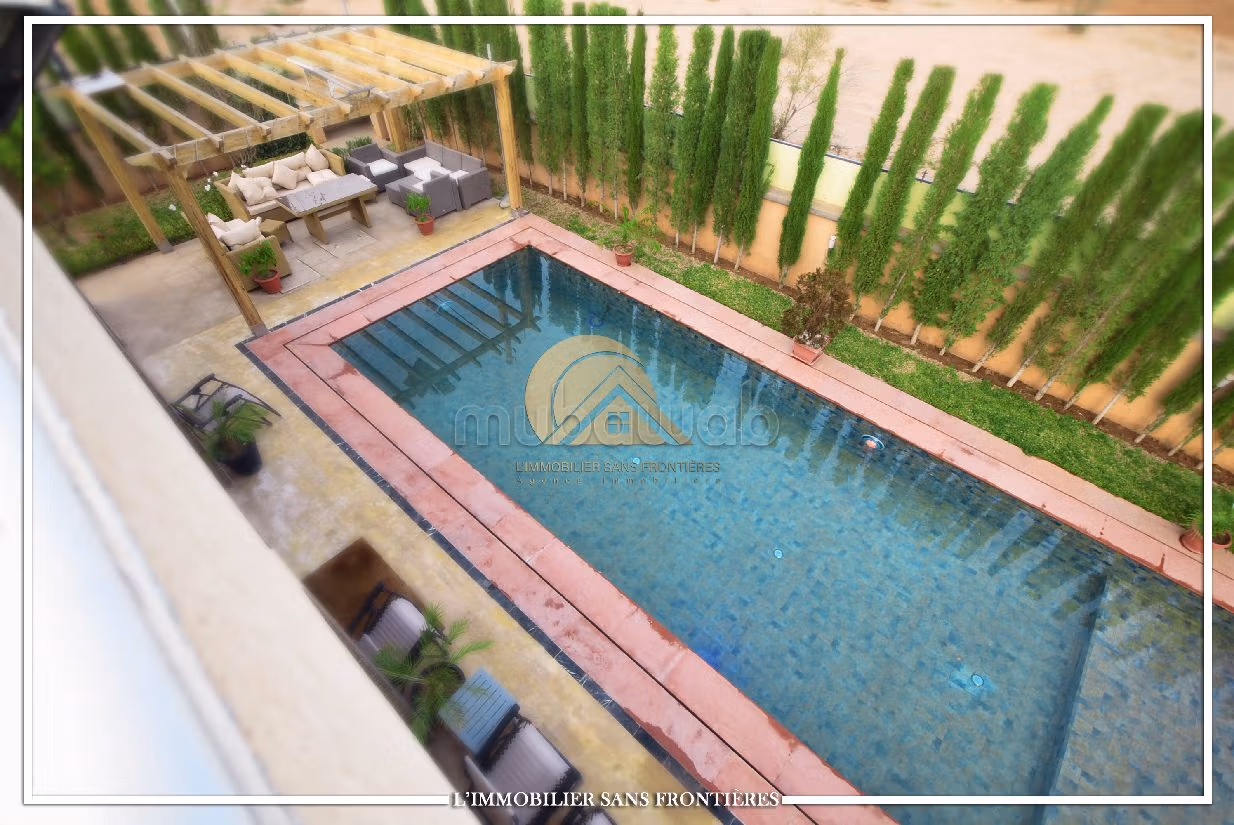 Magnificent villa for sale in Route de l'Ourika. 2 rooms. Well furnished. 