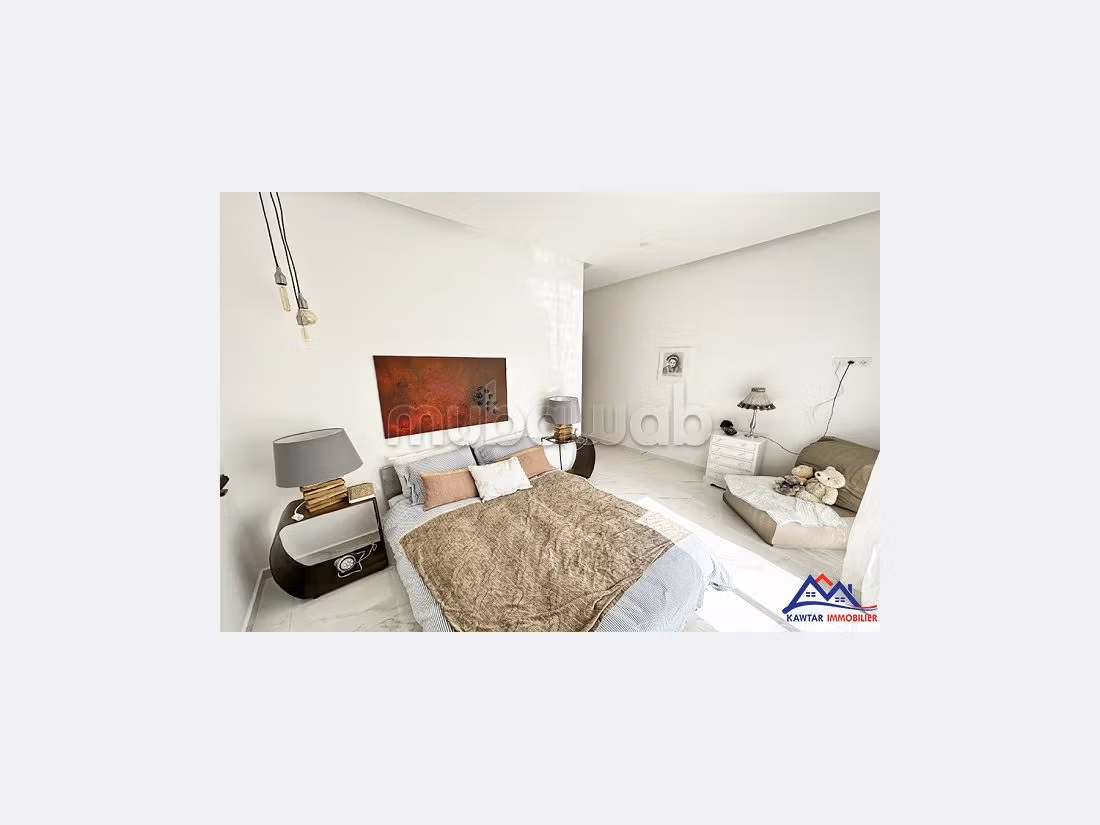 منزل فخم للبيع ب دوار العرب. المساحة 6244 م². مدفأة ، حمام سباحة