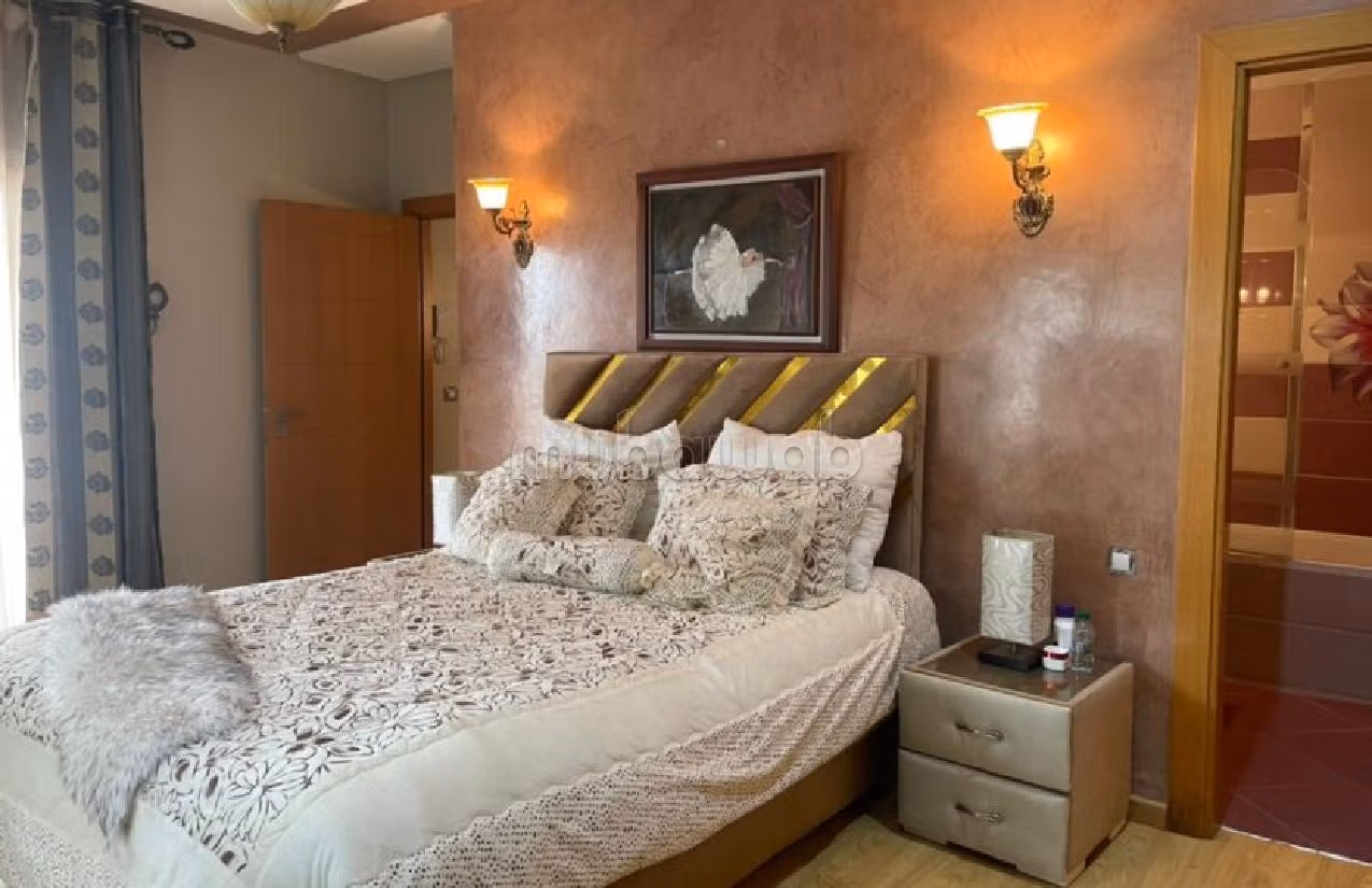 Villa a vendre a tanger avec jardin surface 350m²