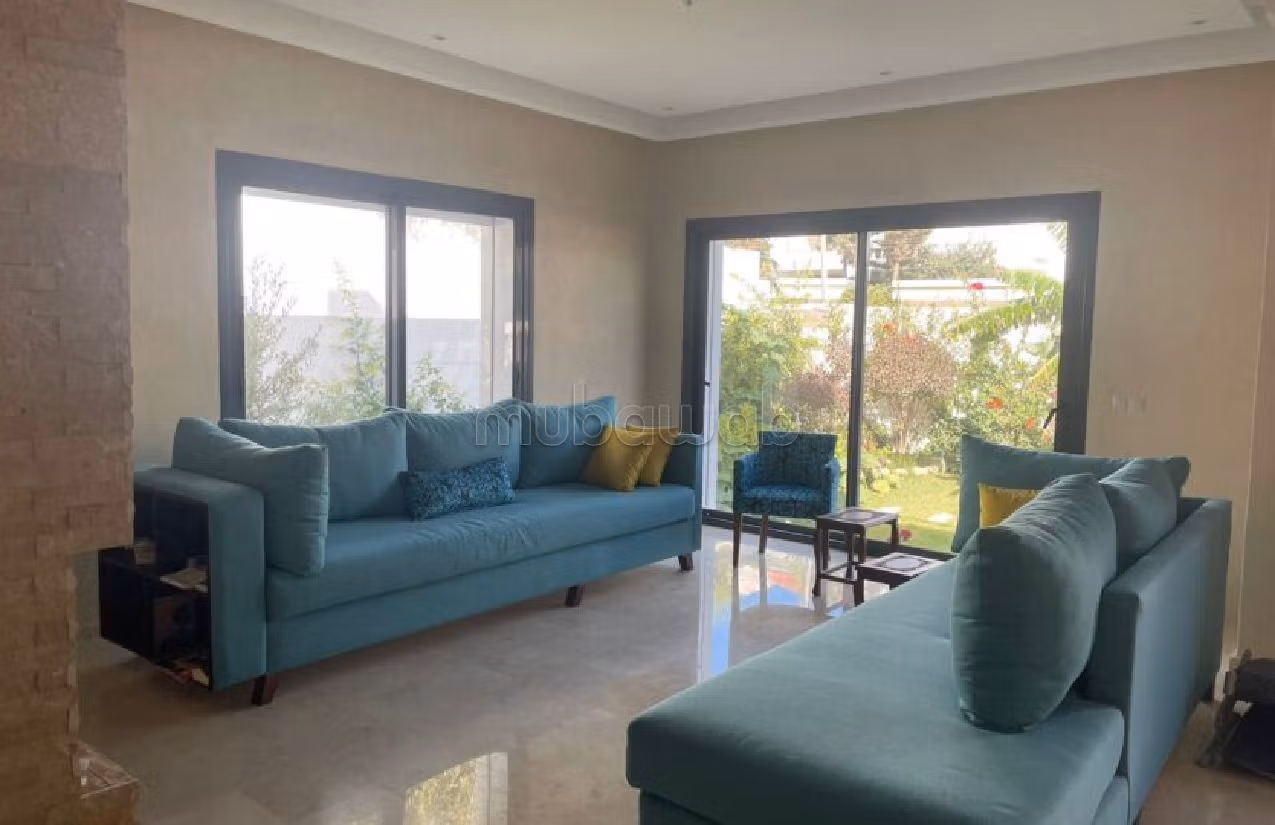 Villa a louer avec jardin situation la montagne surface 1000 m²