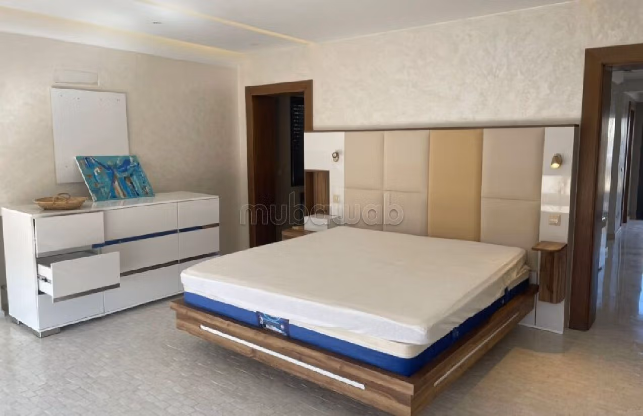 Villa a louer avec jardin situation la montagne surface 1000 m²