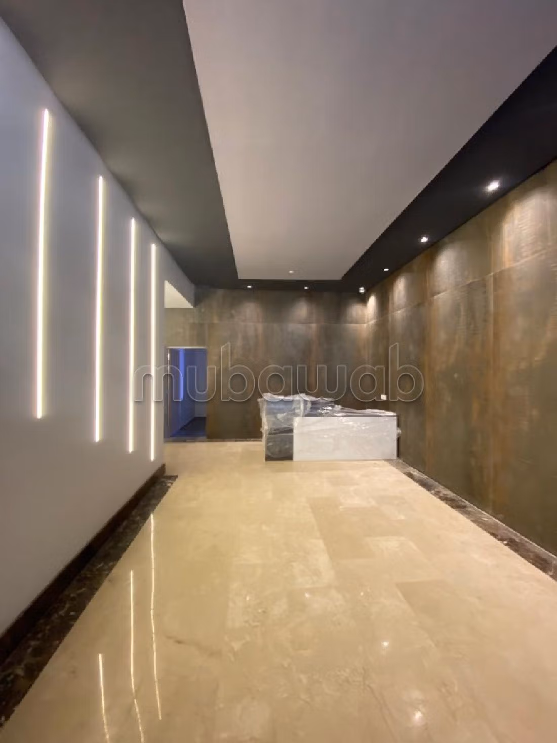 Ufficio da acquistare a Sidi Maarouf. Superficie di 134 m². Con garage e ascensore. 