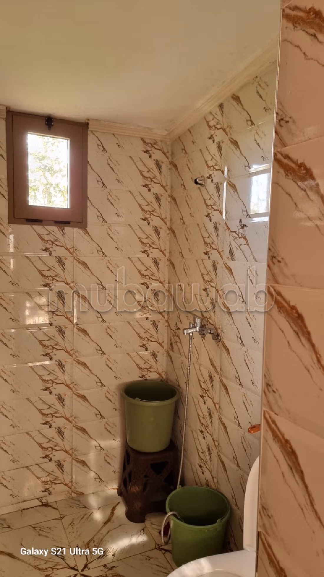 مزرعة رائعة للبيع ب المدخل الجنوبي. المساحة الإجمالية 10000 م². إقامة مراقبة 24/24