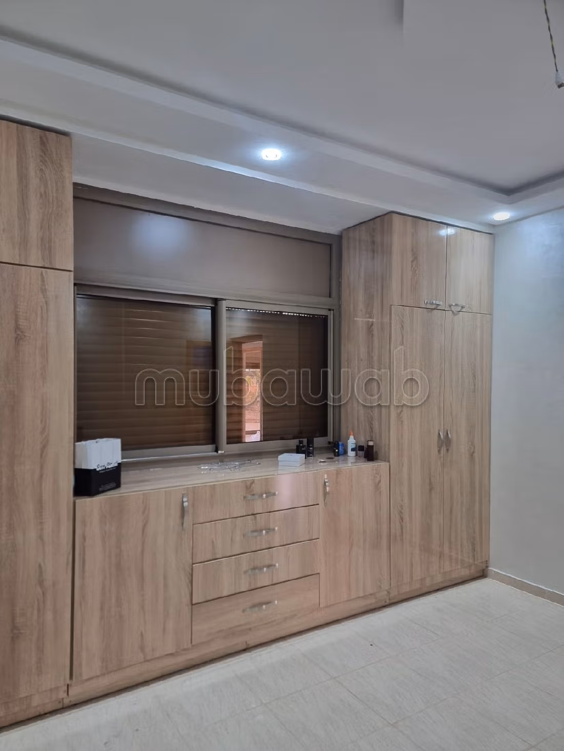 مزرعة رائعة للبيع ب المدخل الجنوبي. المساحة الإجمالية 10000 م². إقامة مراقبة 24/24