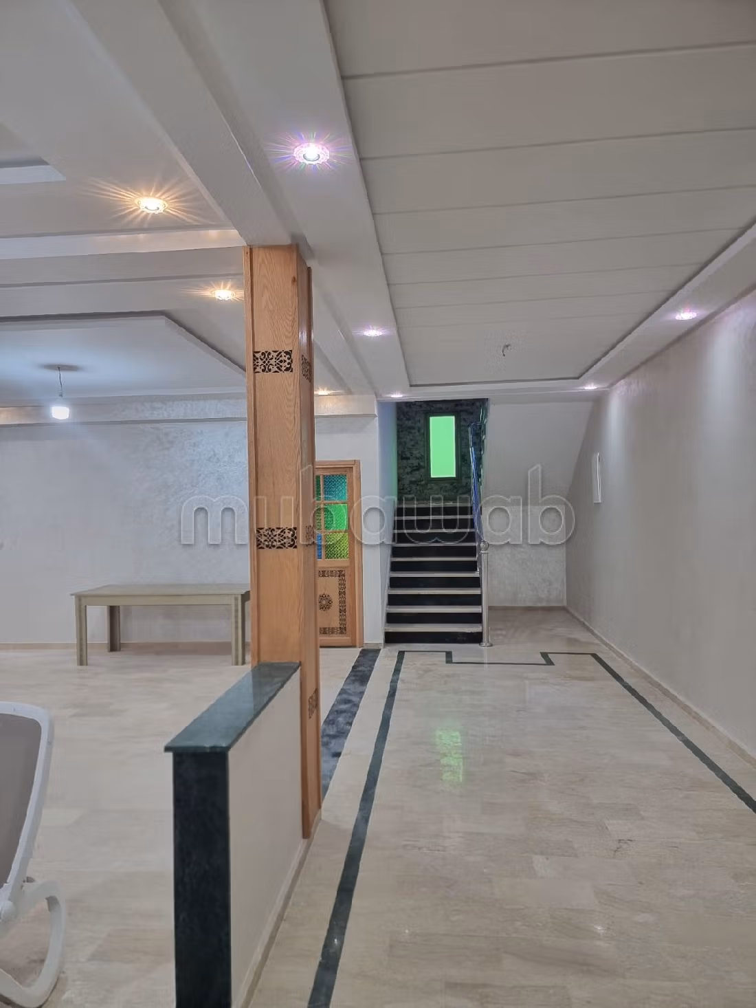 مزرعة رائعة للبيع ب المدخل الجنوبي. المساحة الإجمالية 10000 م². إقامة مراقبة 24/24