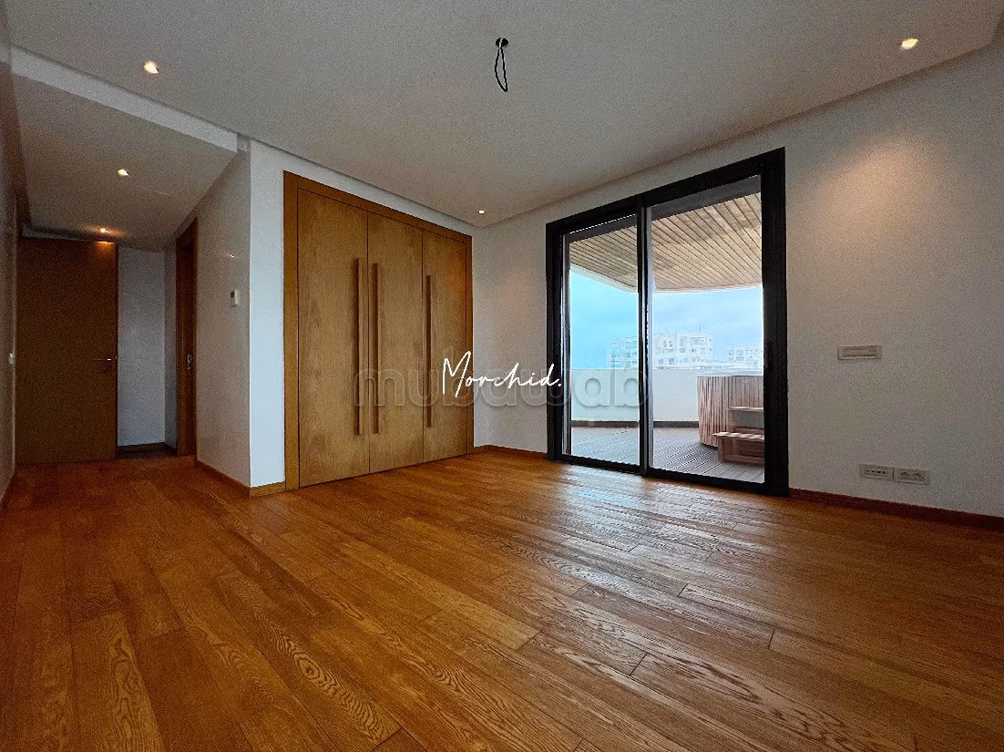Casablanca marina penthouse a louer