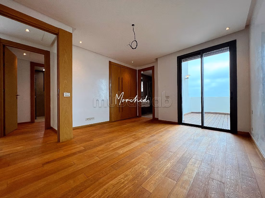 Casablanca marina penthouse a louer