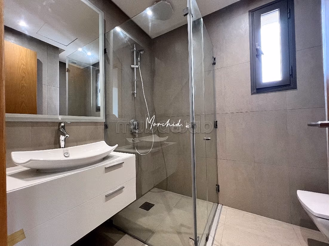 Casablanca marina penthouse a louer