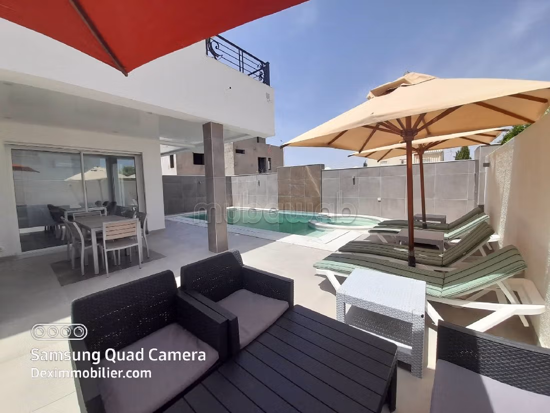 Luxury villas & houses for rent in Hammamet Sud. 6 large rooms. Cellar, Large terrace. 