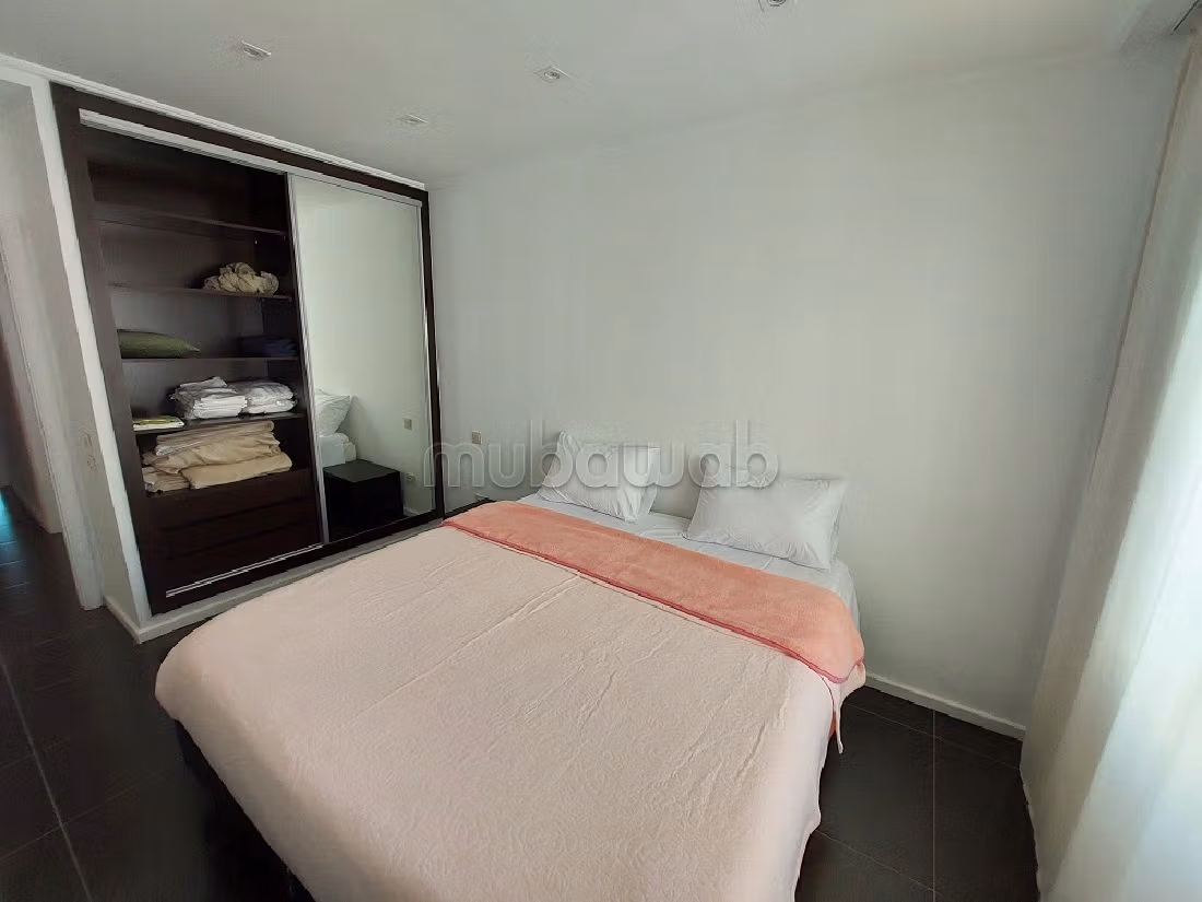 Appartement sur la corniche au prix cassé