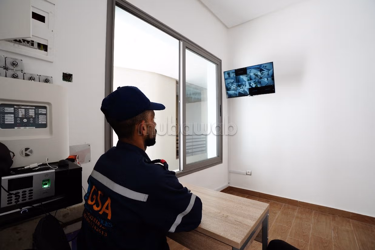 Apartment for sale in Aïn Sebaâ. 2 beautiful rooms. 