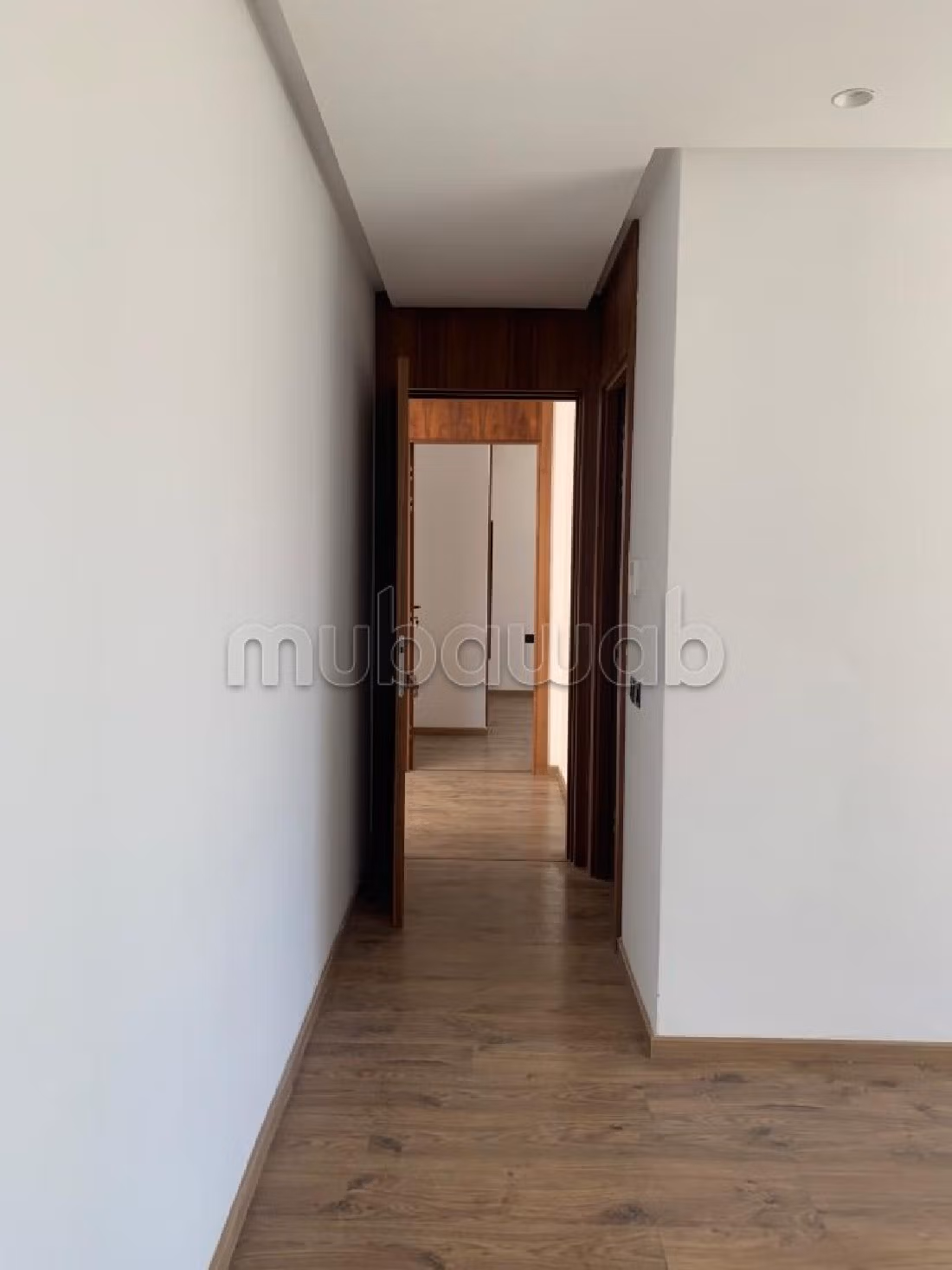 Eccezionale casa di lusso in affitto. Superficie totale 350 m². Piscina e servizio di concierge. 