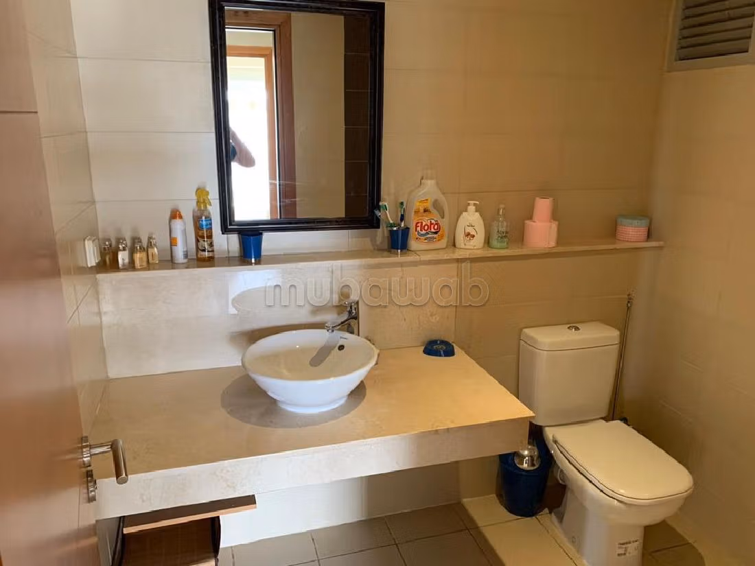 Vendita di un bell'appartamento a Plage Oued Cherrat. 2 belle camere da letto. Giardino, terrazzo. 