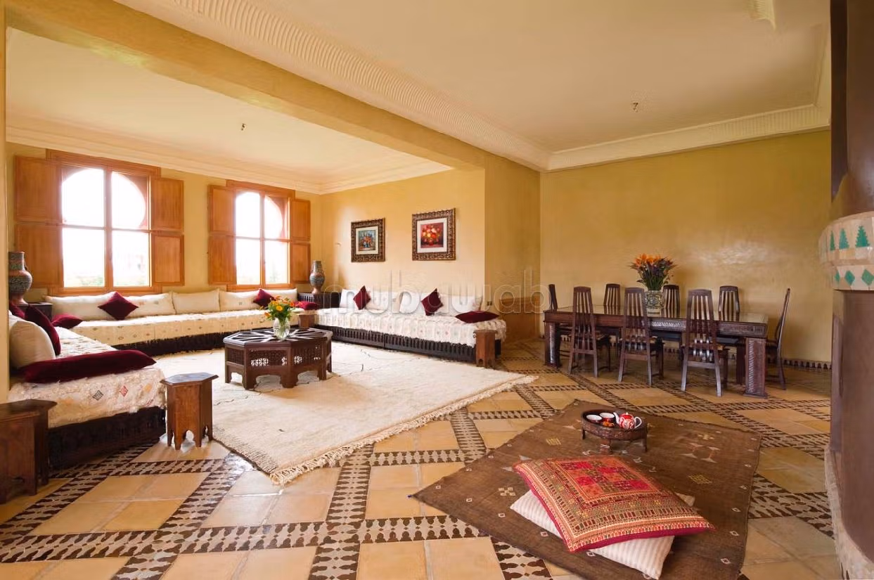 Belle villa moderne dans un domaine sécurisé