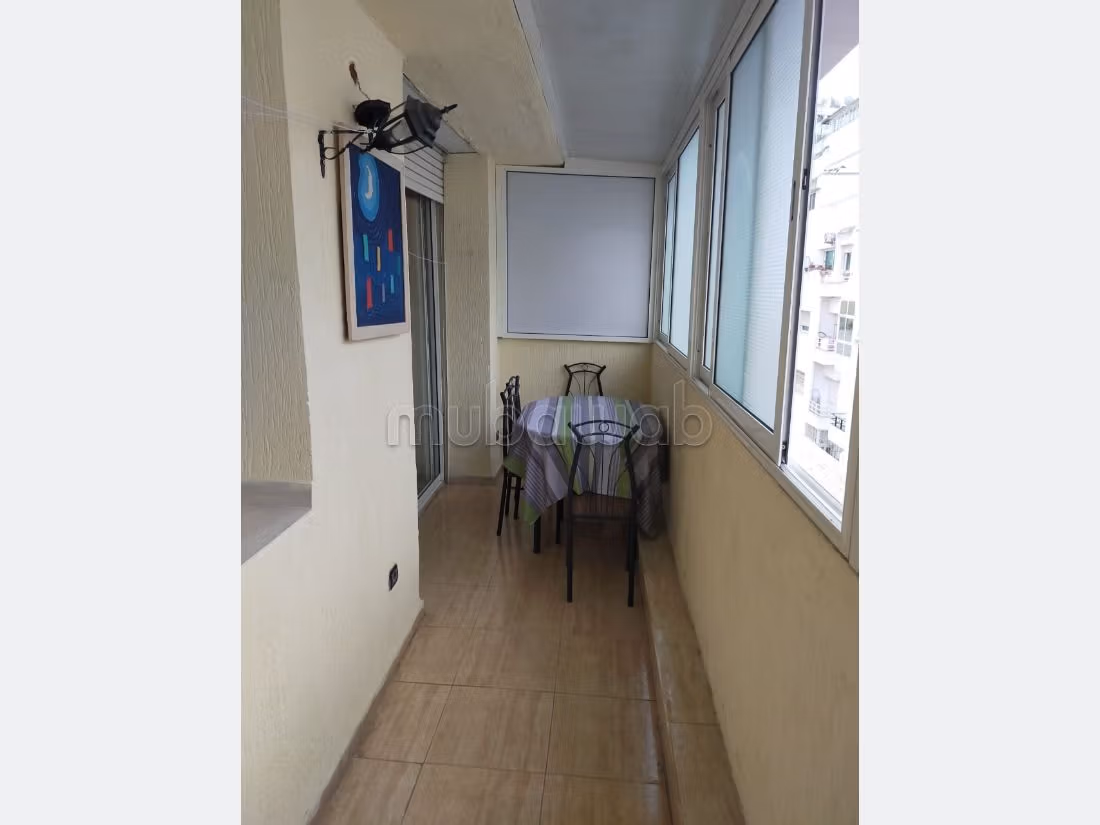 Appartementen huren in Benjdia. 1 Slaapkamer. Gemeubileerd. 